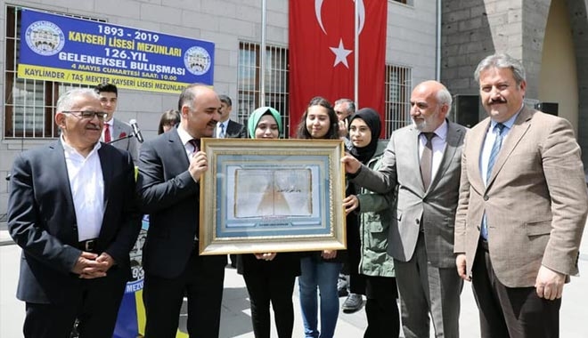 kayseri lisesi mezunlari