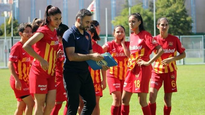 Kayseri Kadın Futbol Kulübü Ünye’ye hazırlanıyor