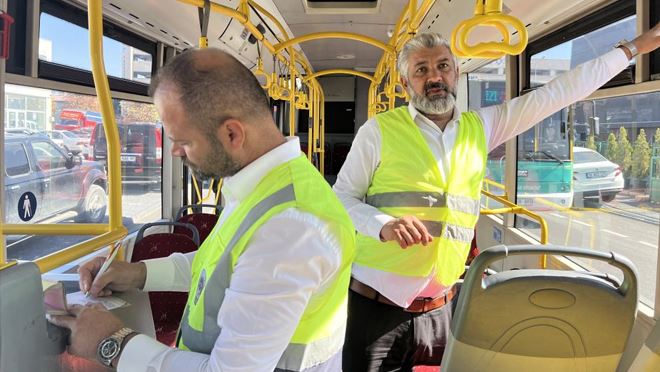 Ulaşım AŞ güvenli ve konforlu ulaşım için otobüsleri denetliyor