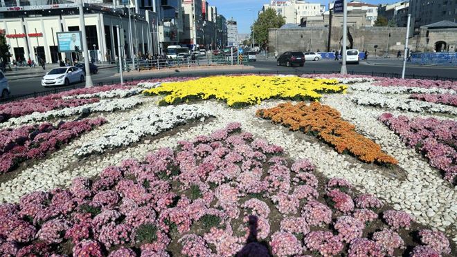 Büyükşehir, sonbaharda 1 milyon çiçek dikti