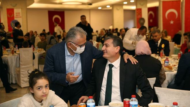 Başkan Büyükkılıç, 10 Nisan Polis Haftası iftar programına katıldı