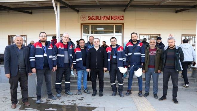 Rektör Altun, Kahramanmaraş’ta hasar tespit çalışması yapan öğretim üyelerinden bilgiler aldı