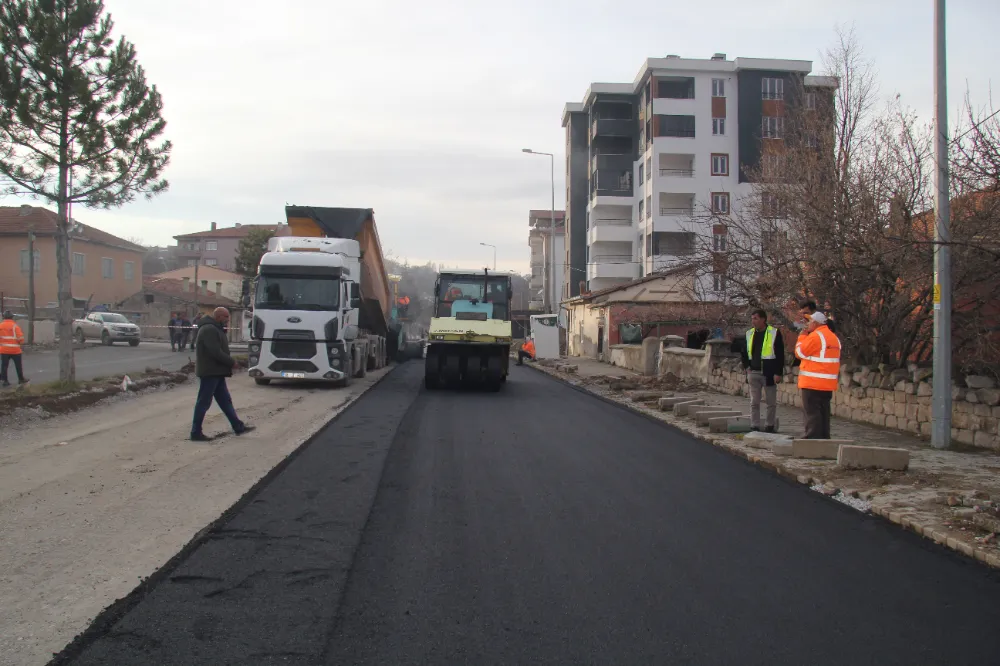 Bünyan Sümer Mahallesi’nde asfalt çalışmaları başladı.