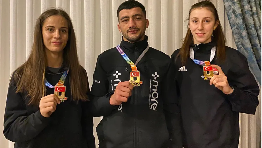 Erciyes Üniversitesi Kick Boks sporcuları 3 altın madalya kazandı