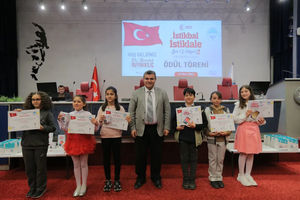 İstiklal Marşı Okuma Yarışması ödül töreni gerçekleştirildi