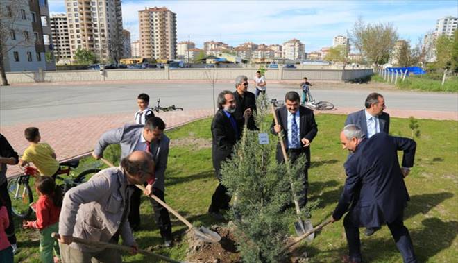 BAHAR ŞARKILARI VE ŞİİR DİNLETİSİ