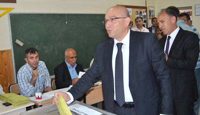 AK PARTİ İL BAŞKANI HÜSEYİN CAHİT ÖZDEN: