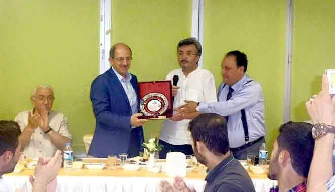 AK PARTİ MİLLETVEKİLİ  TEKDEN´DEN