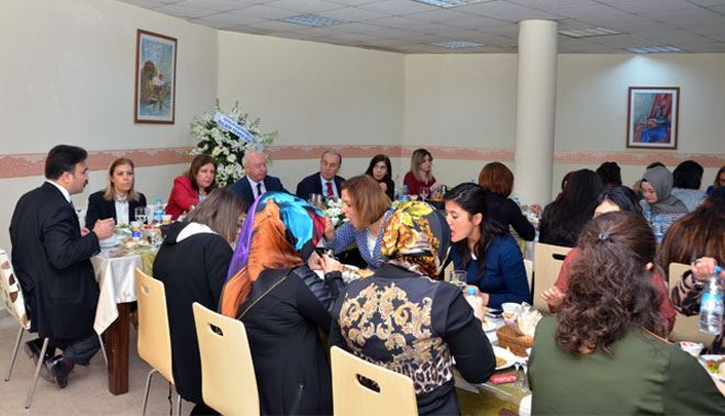 8 MART DÜNYA KADINLAR GÜNÜ