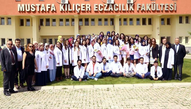 ERÜ ECZACILIK FAKÜLTESİ´NDE