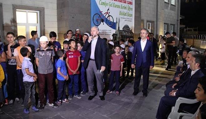 Talas Hacı Halil Bayraktar Camii´nde Ödül Töreni 