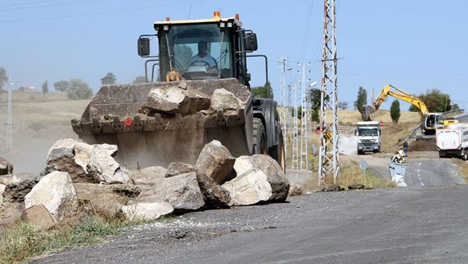 SAKALTUTAN YOL ÇALIŞMASI