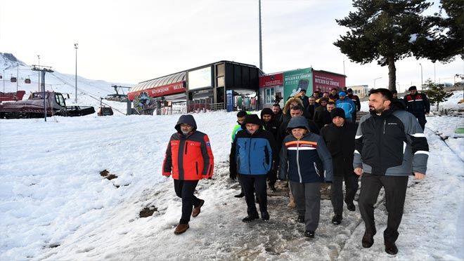 Vali Çiçek ve Başkan Büyükkılıç Erciyesi’i incledi