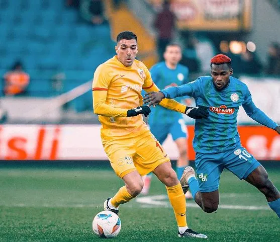 Kayserispor: 0 - Rizespor: 1 (İlk Yarı)