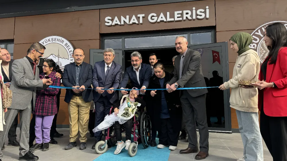 Büyük Şehir Sanat Galerisi özel çocukların eserlerine ev sahipliği yaptı