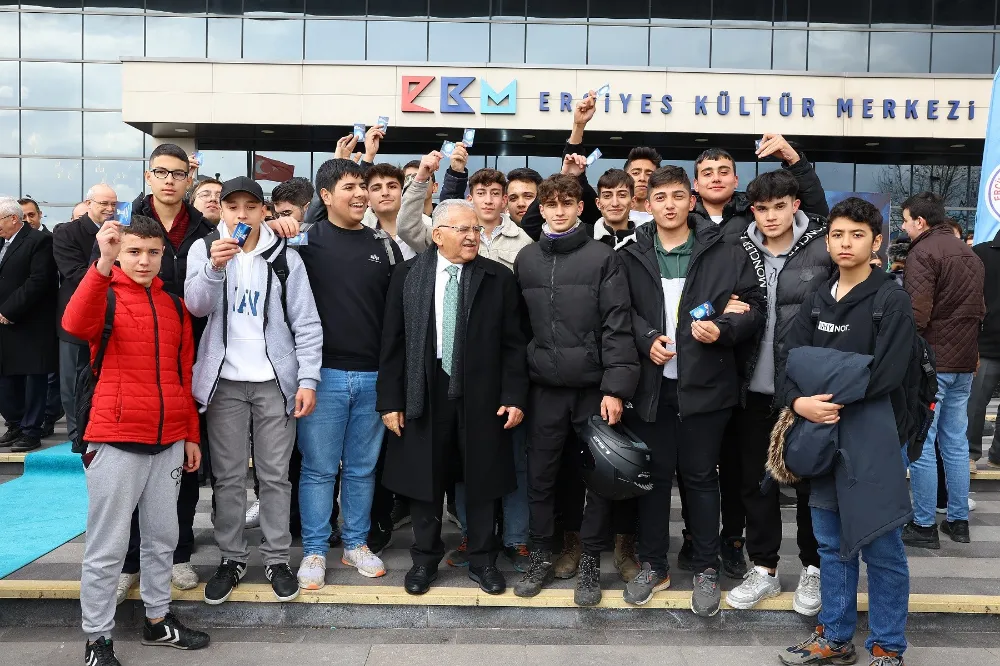 Büyükşehir’den gençlere özel uygulama: ‘Genç Kart Kayseri’