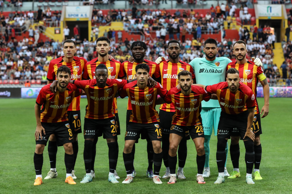 Kayserispor olacak gibi 1-1 (İlk yarı)