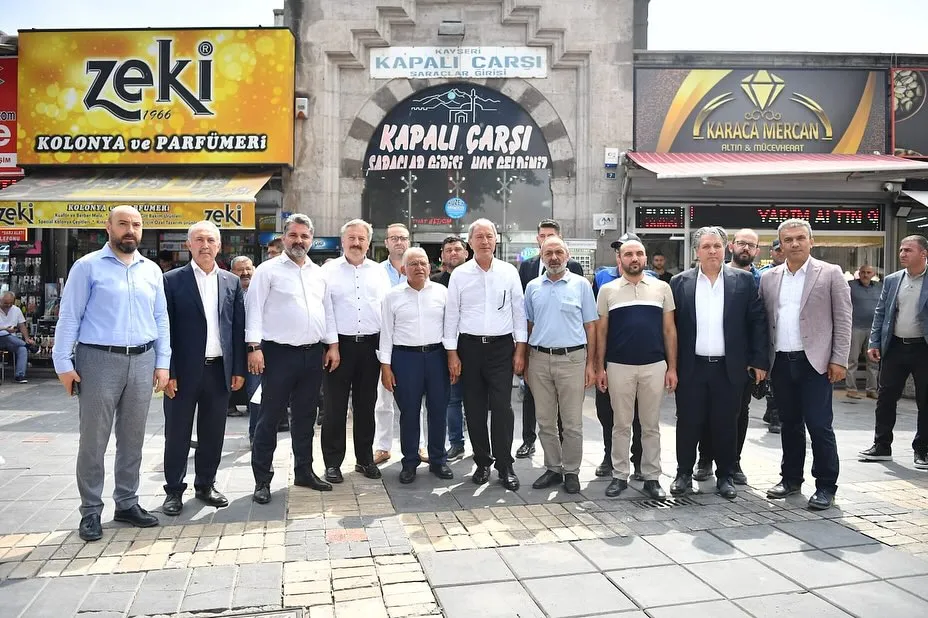 Akar ve Büyükkılıç çarşıya çıktı 