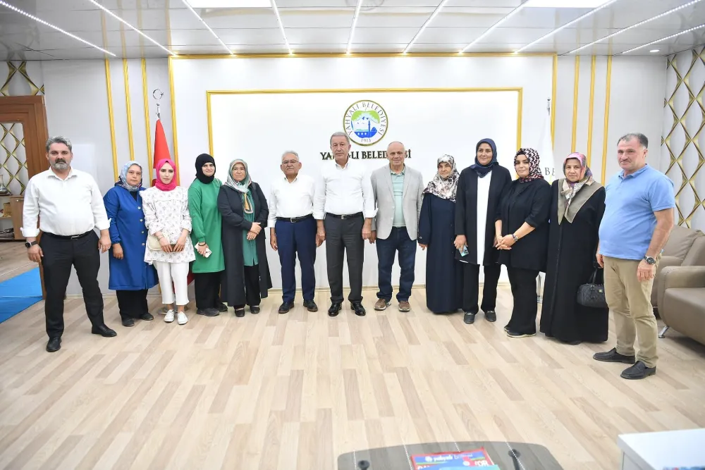 Akar ve Büyükkılıç’tan Yahyalı Belediyesi ve Tekstil Fabrikası Şantiyesi’ne Ziyaret