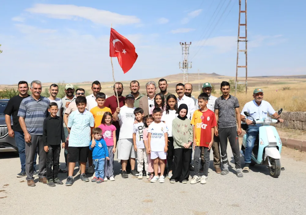 Futbol sahası isteyen çocuklara Başkan Palancıoğlu