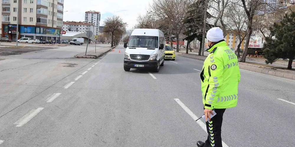 16 yaşındaki sürücünün sosyal medya paylaşımına ceza!