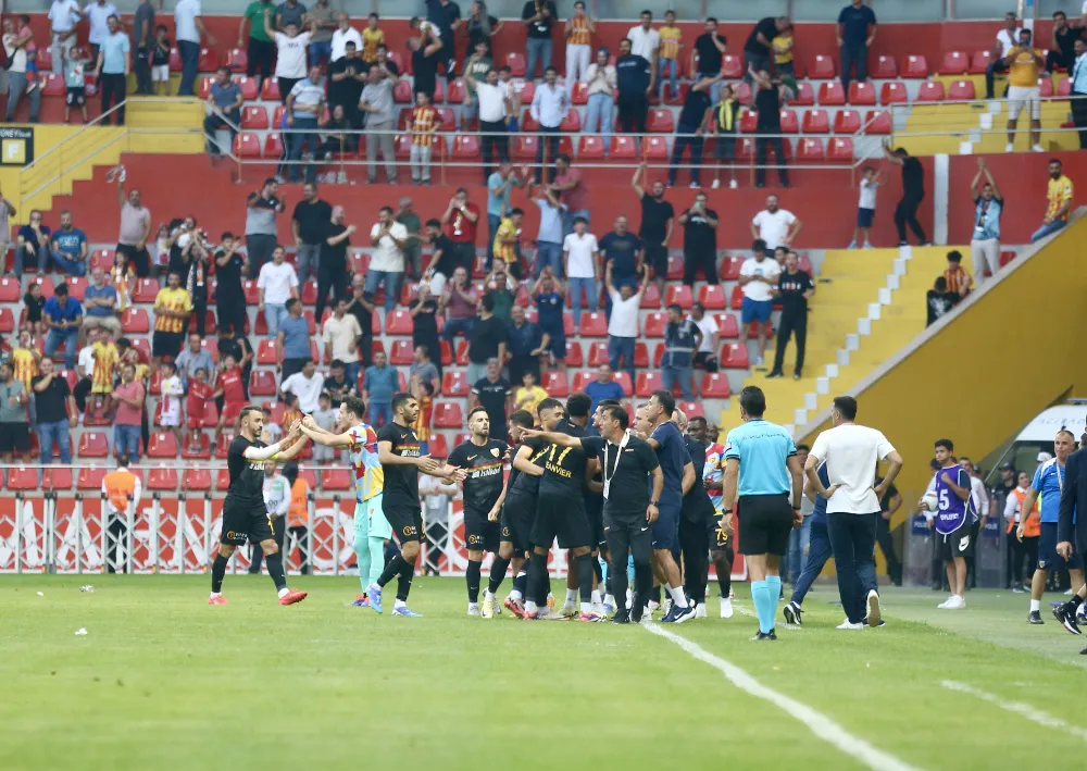 Kayserispor ikinci yarı döndü: 2-2 