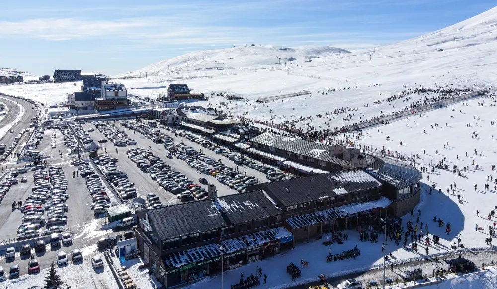 Erciyes, yeni yılın ilk gününde ziyaretçi akınına uğradı