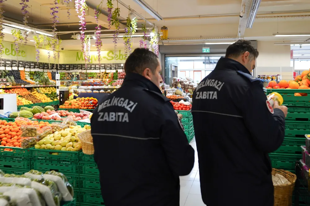 Melikgazi zabıtası fahiş fiyata karşı sahada