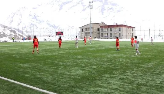 Kayseri Kadın FK, Hakkari