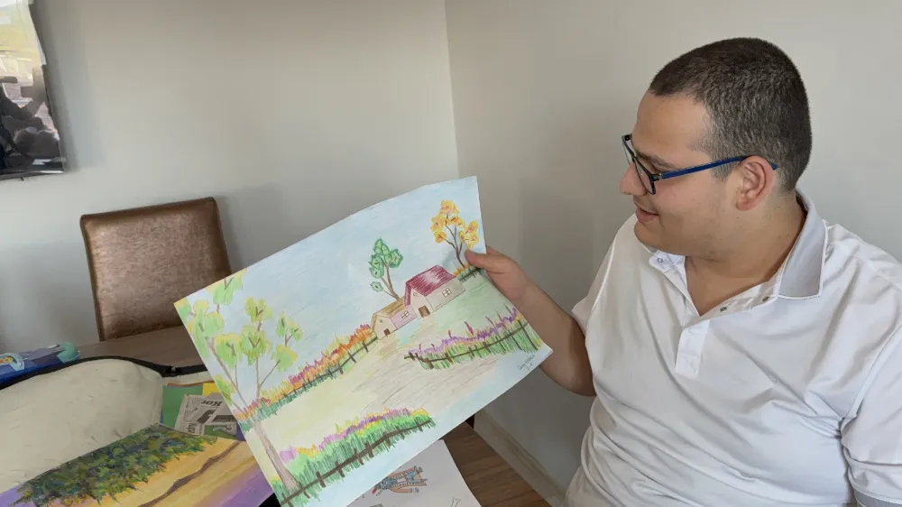 Resim tutkunu otizmli Osman