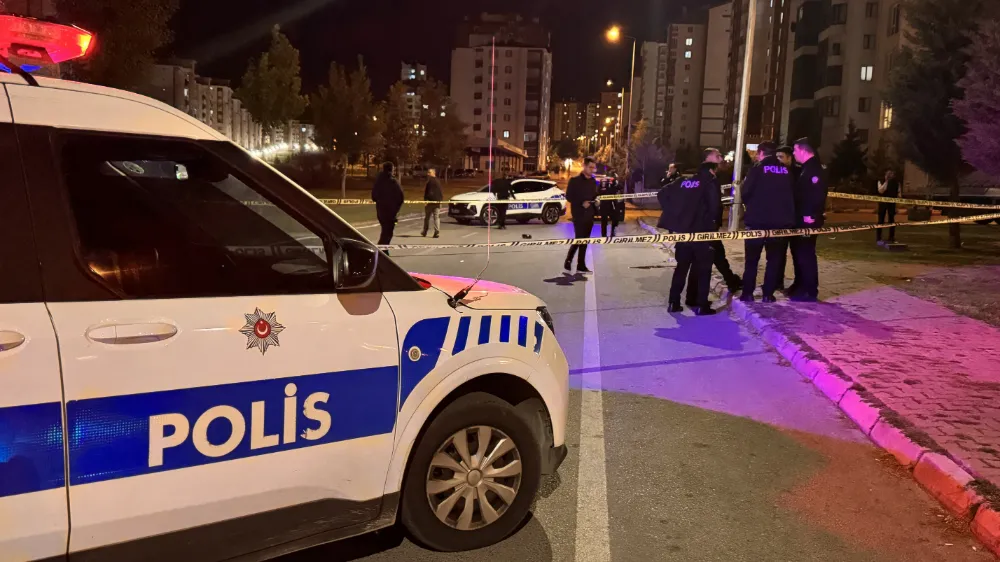 İki grup arasında çıkan bıçaklı kavgada 4 kişi yaralandı