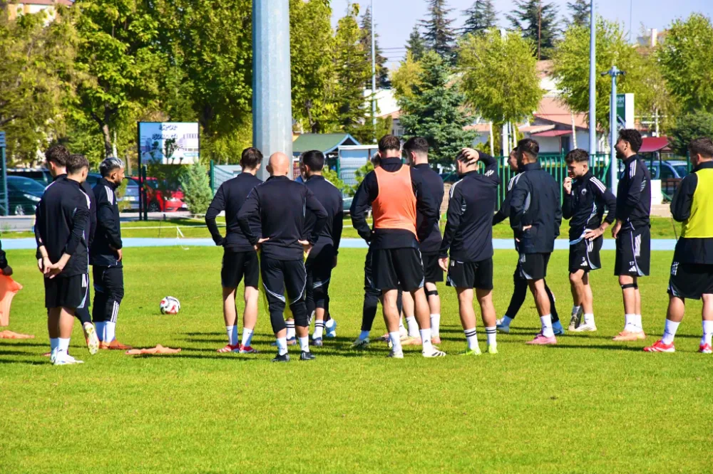 Erciyes 38 FK’da hedef 3 puan