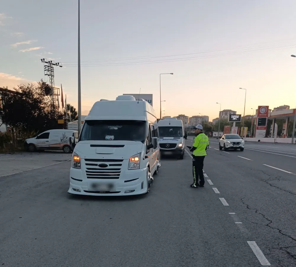 Personel servis araçları denetlendi