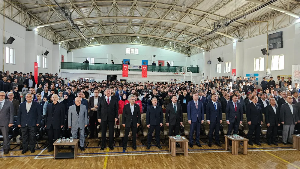 İmam Hatip Okullarının yeniden açılışının 74. yıldönümü kutlandı