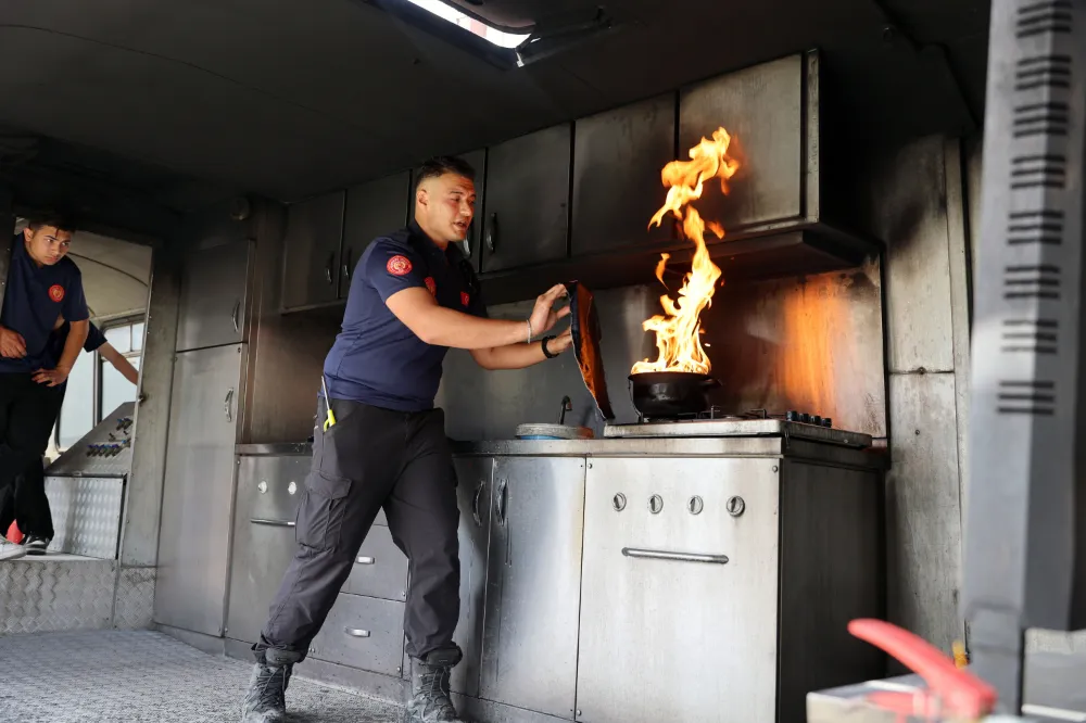 Talas Belediyesi, personeline yangın eğitimi düzenledi