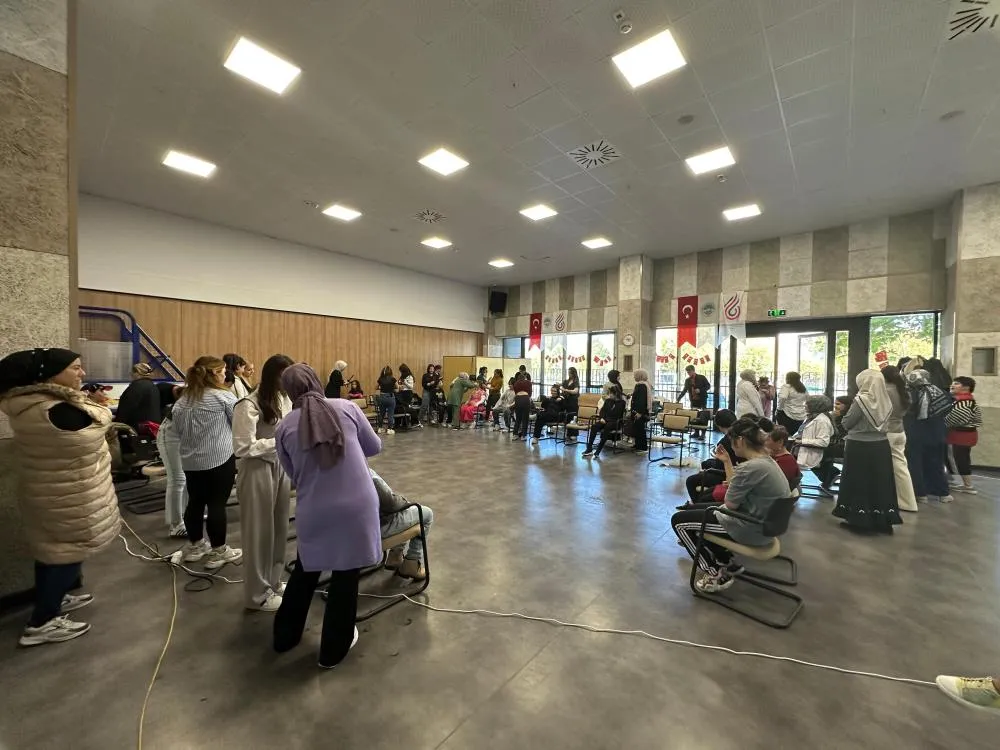 Engelsiz yaşam merkezinde renkli etkinlik