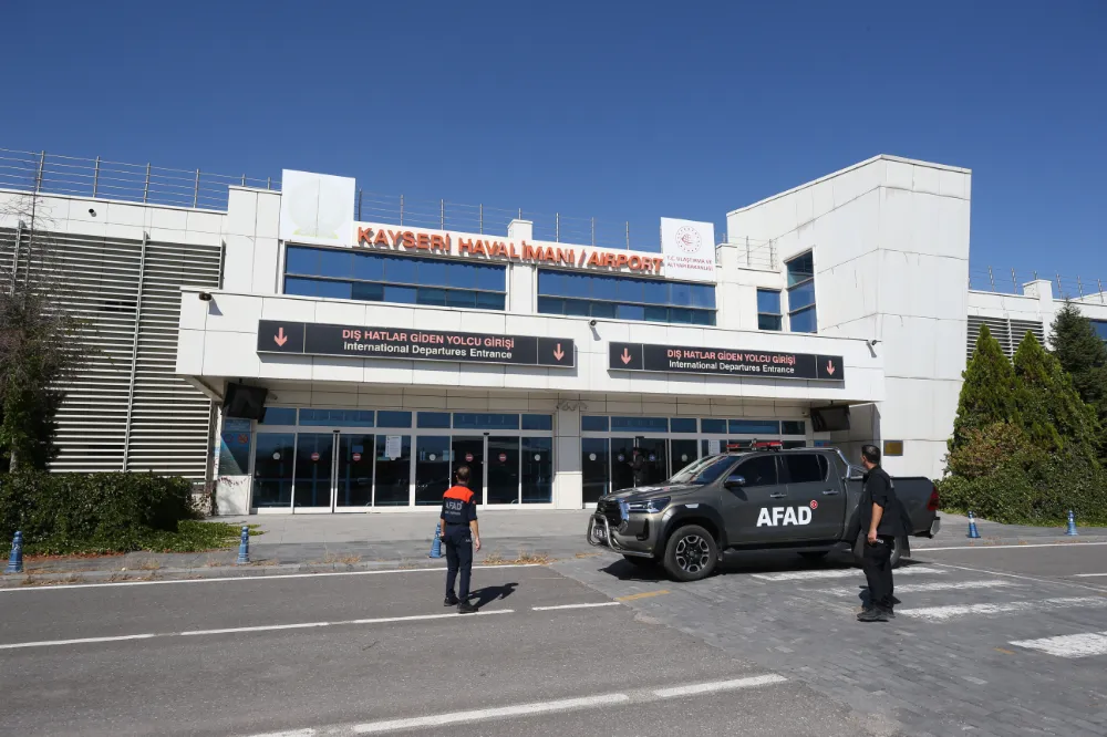 Eski dış hatlar terminali, AFAD’ın lojistik üssü oluyor!