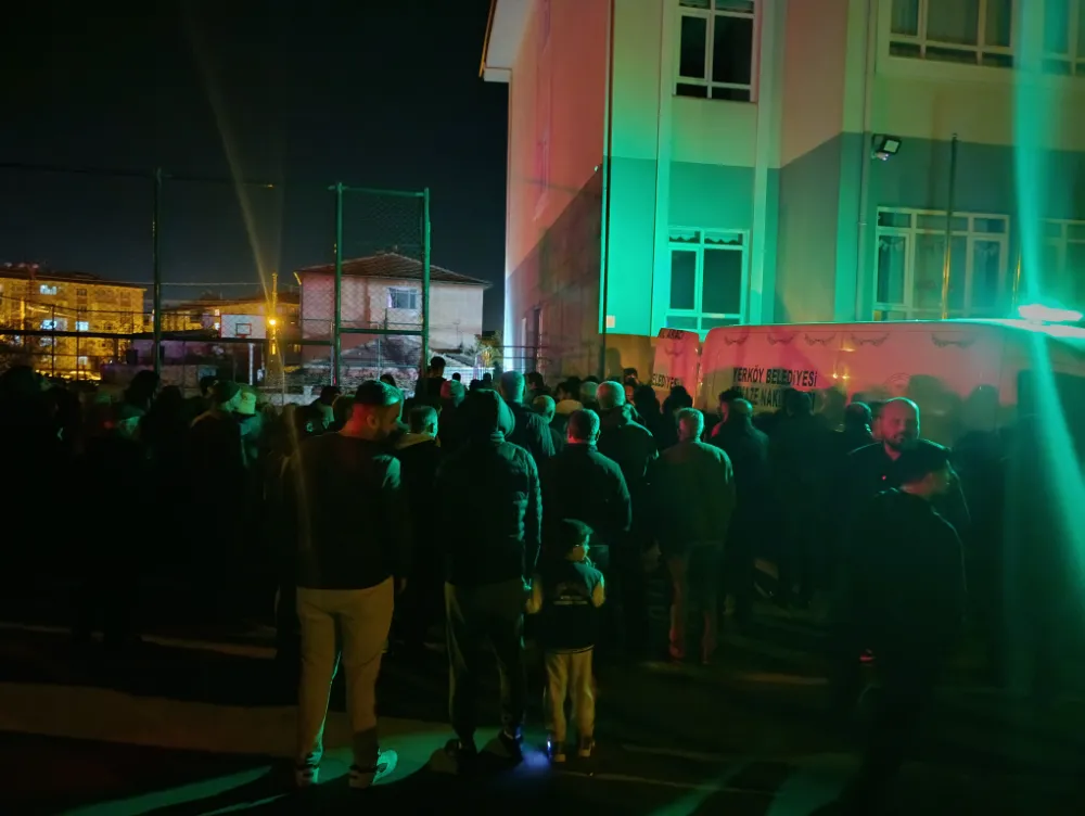 Okul bahçesinde fenalaşan çocuk hayatını kaybetti