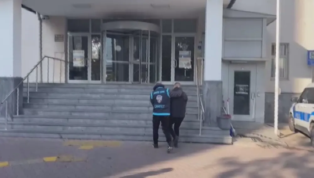 2 çocuk annesini sokak ortasında katleden kişi yakalandı