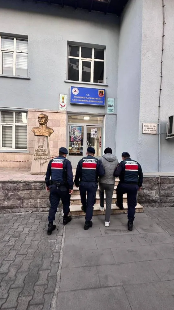 FETÖ üyeliğinden kesinleşmiş ceza ile aranan kişi yakalandı