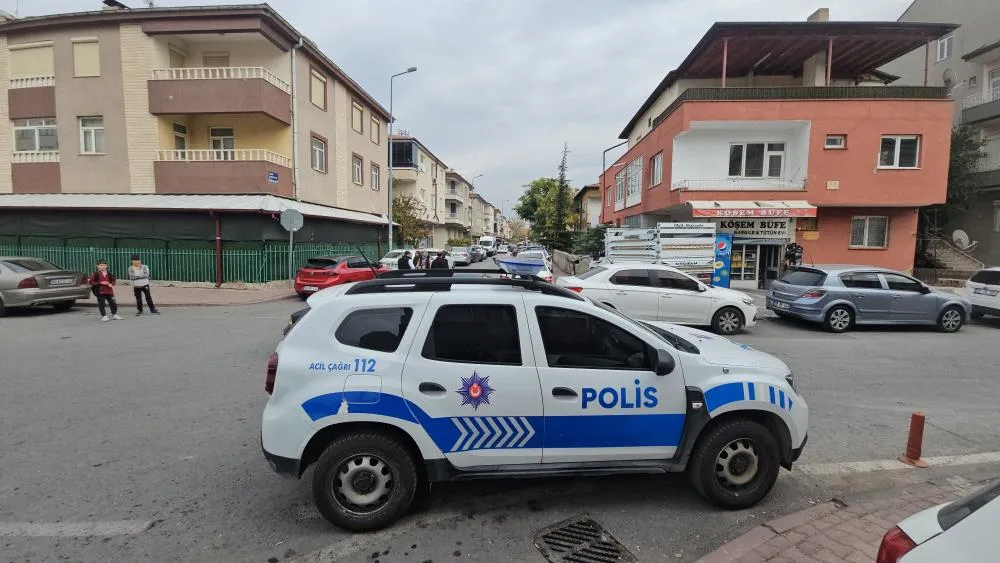  Husumetlisine pusu kurdu, başka birini yaraladı