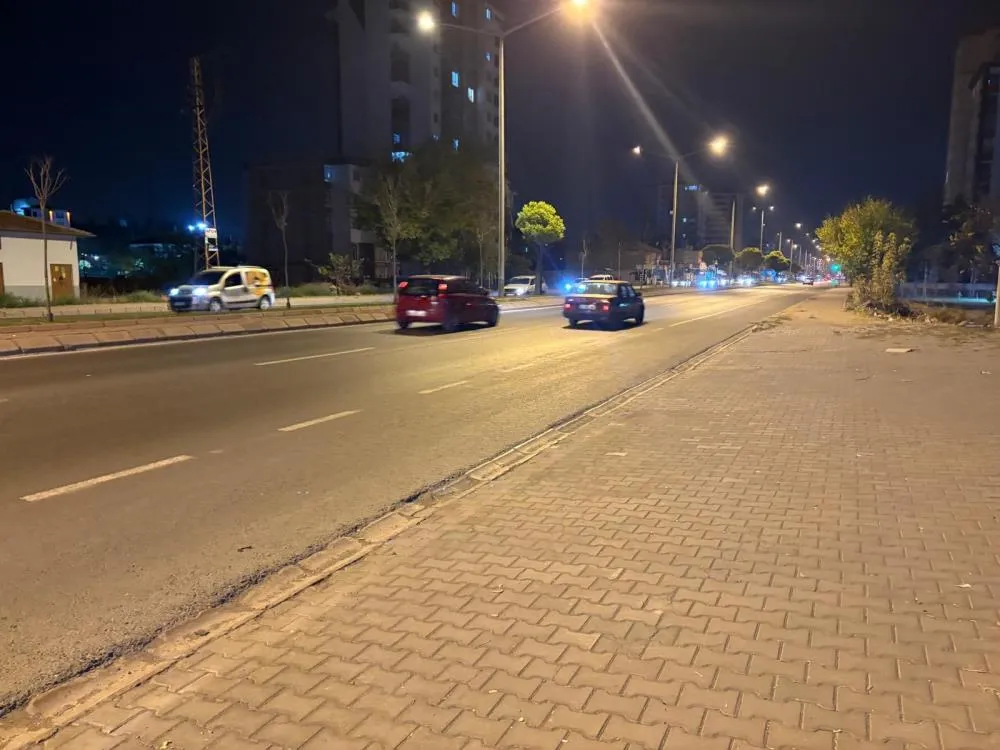 Lise öğrencisi otomobilin çarpması sonucu hayatını kaybetti