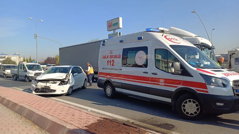 Zincirleme trafik kazası: 5 yaralı!