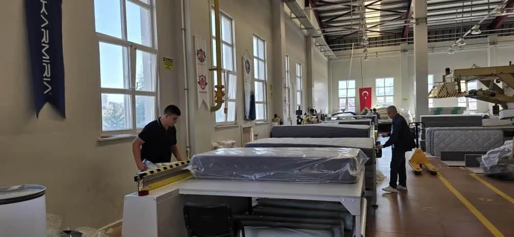 Yatak üretim hattı eğitimden dayanışmaya dönüştü