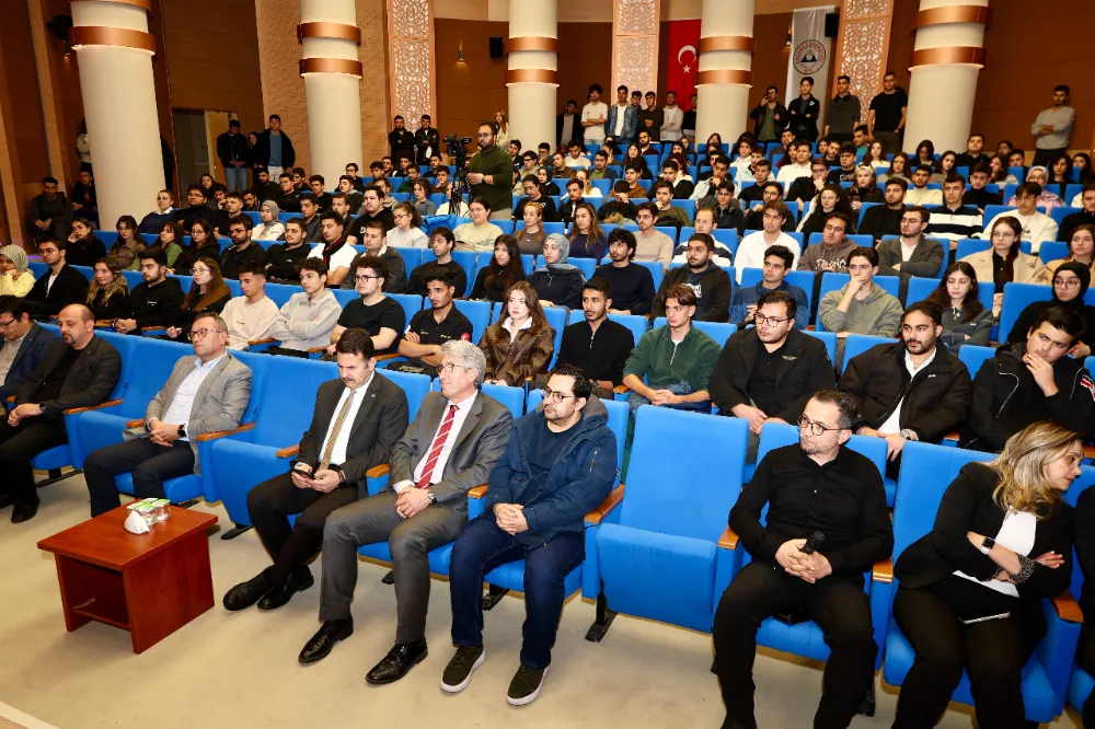 AK Parti Milletvekili Cıngı, ERÜ öğrenci proje takımlarıyla buluştu