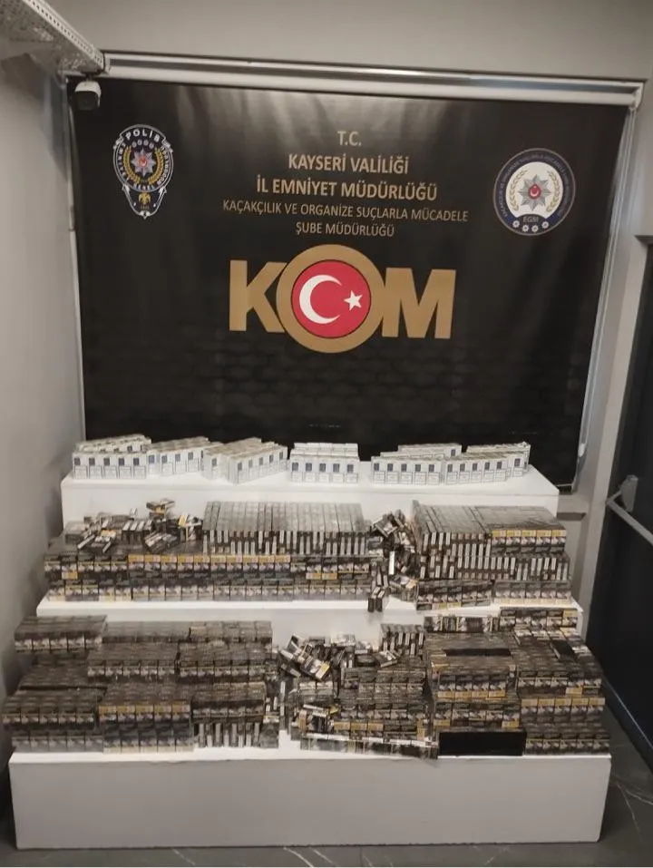 2 bin 220 paket kaçak sigara ele geçirildi