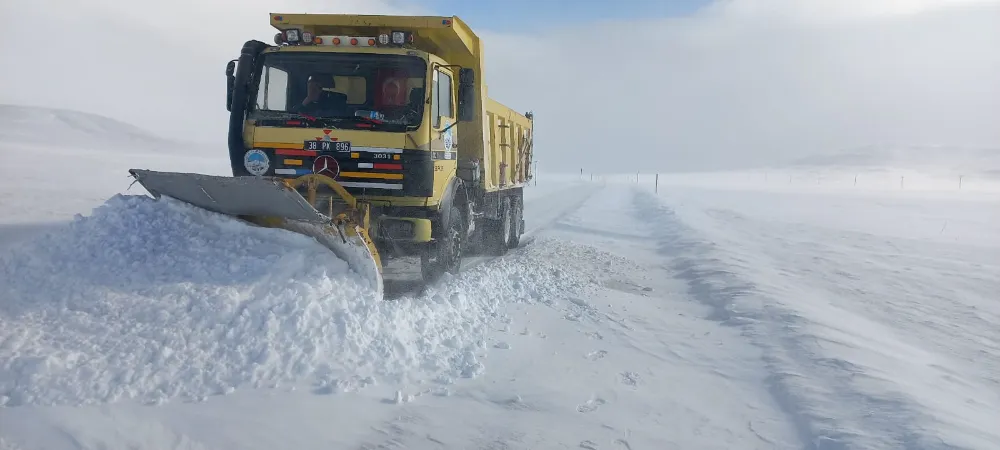 61 mahalle yolu yeniden ulaşıma açıldı