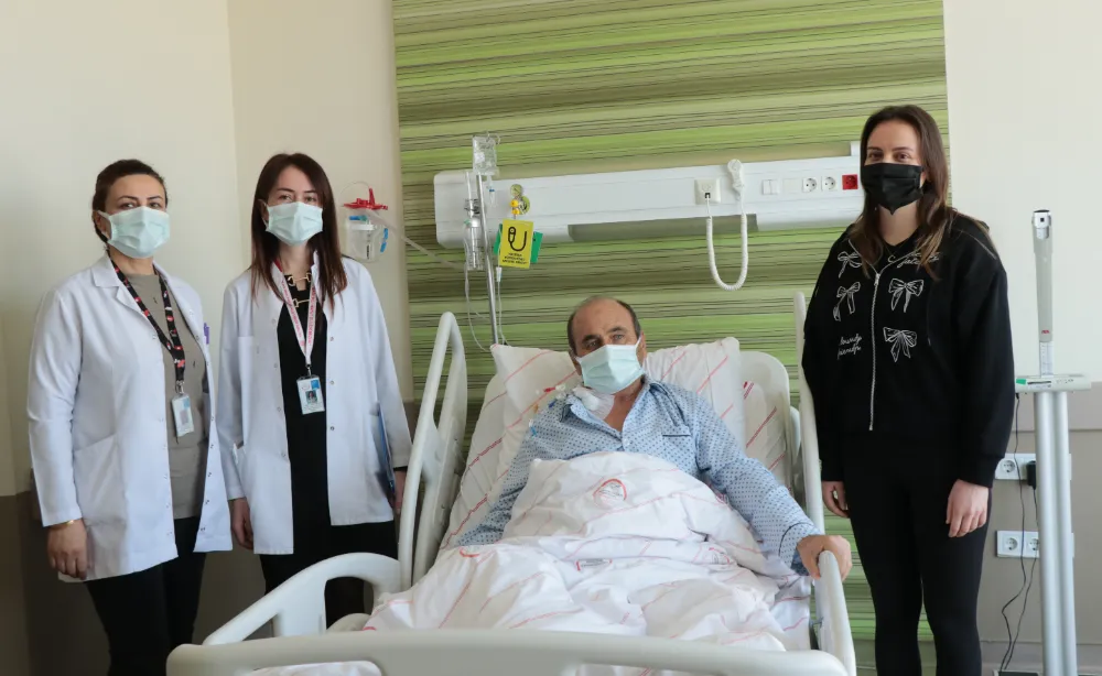 Böbrek yetmezliğiyle 12 yıl mücadele etti, nakille kurtuldu