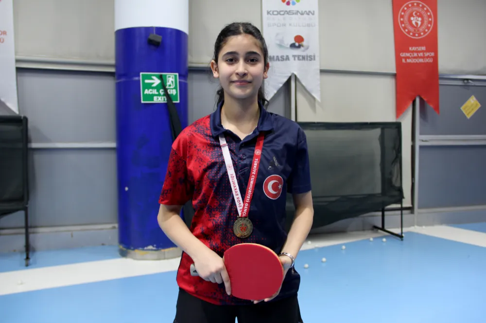 Milli sporcu Kahraman, masa tenisinde dünya zirvesini hedefliyor!