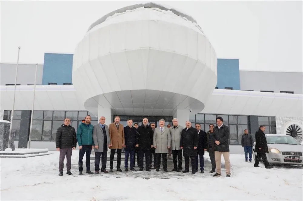 Milli Eğitim Bakanlığı yetkilileri Havacılık ve Uzay Bilimleri Lisesini inceledi